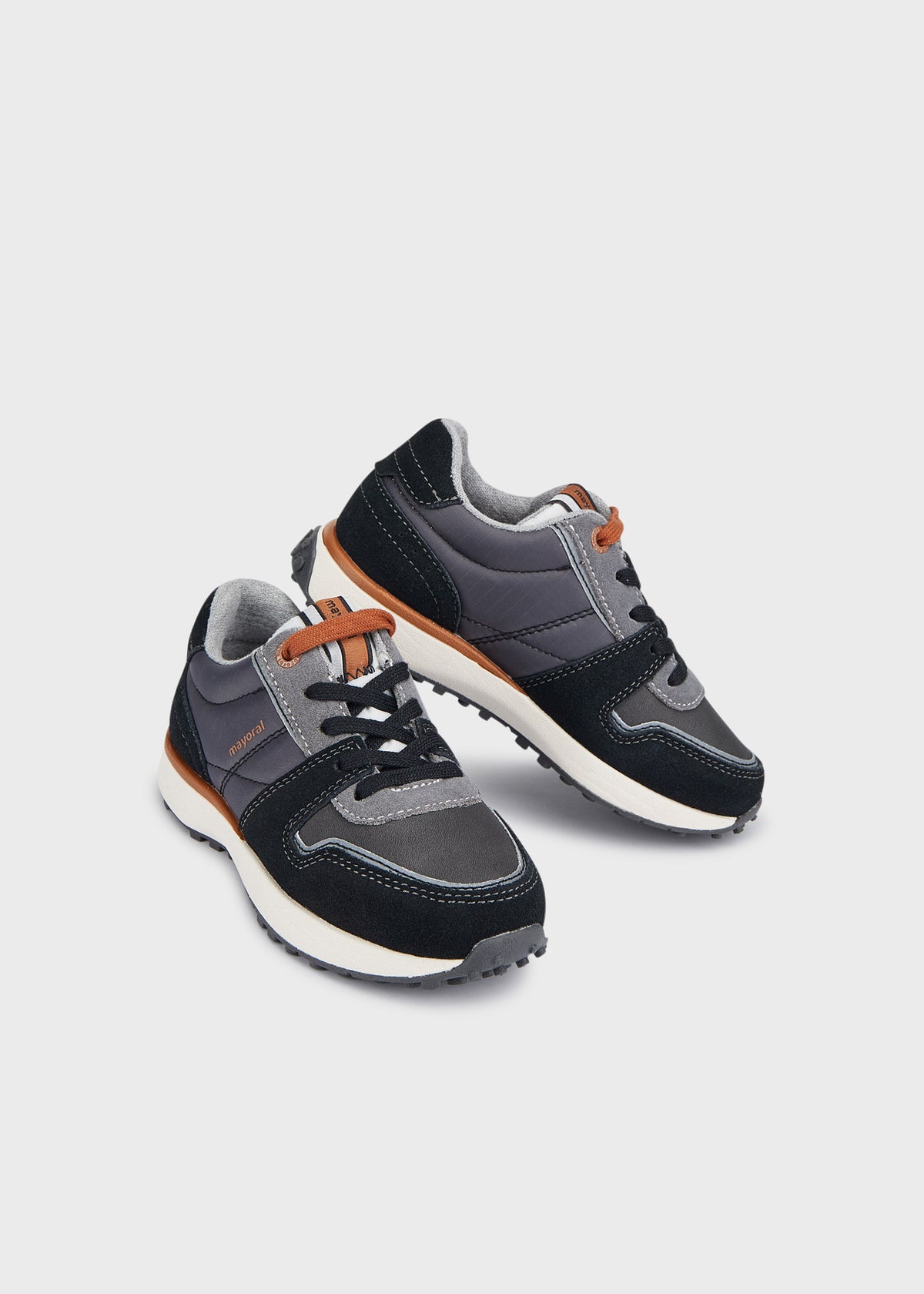 Schuhe 44361 Grau